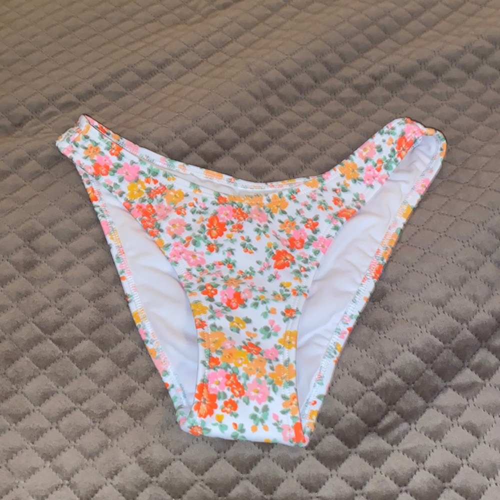 NWOT Wild Fable Floral Swim Bottoms